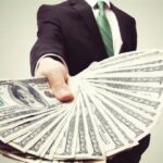 Можно ли взять кредит в США и уехать? Юридические, финансовые и этические аспекты