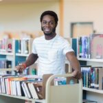 Работа по визе F1: все легальные способы заработка для студентов в США