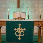 Работа в церкви США: особенности, требования и возможности