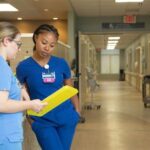 Практикующая медсестра в США: обязанности, возможности и требования