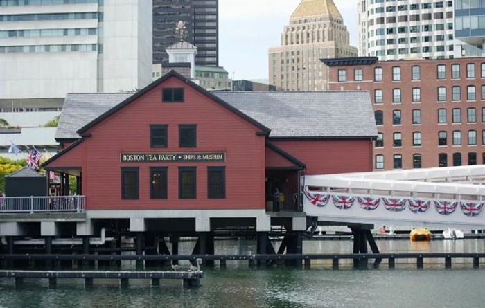 Музей Бостонского Чаепития (Boston Tea Party Ships & Museum)