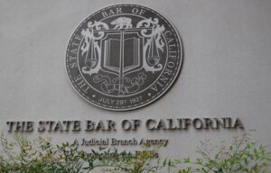 BAR экзамен - путь к лицензии адвоката в США