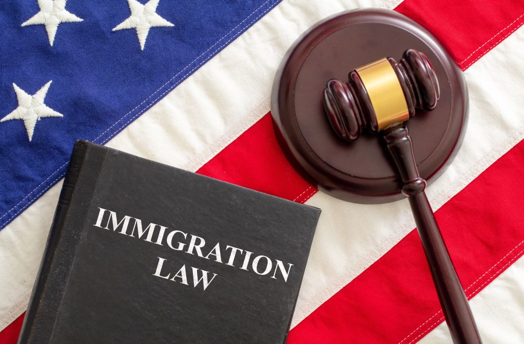 Иск мандамус