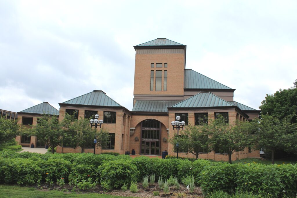 Лучшие технические вузы США