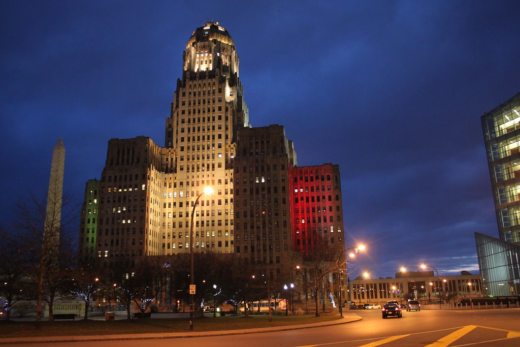 Буффало против федеральной линии: как город ограничил сотрудничество с ICE